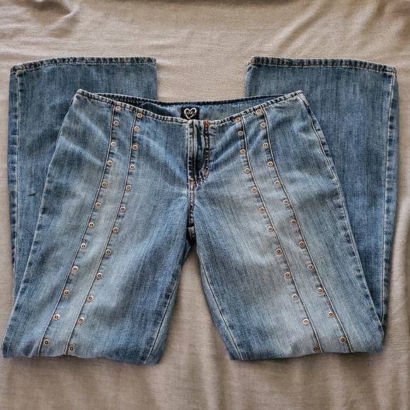 XOXO Bell Bottom / Flare Studded Jeans Size 9/10 - Picture 3 of 12